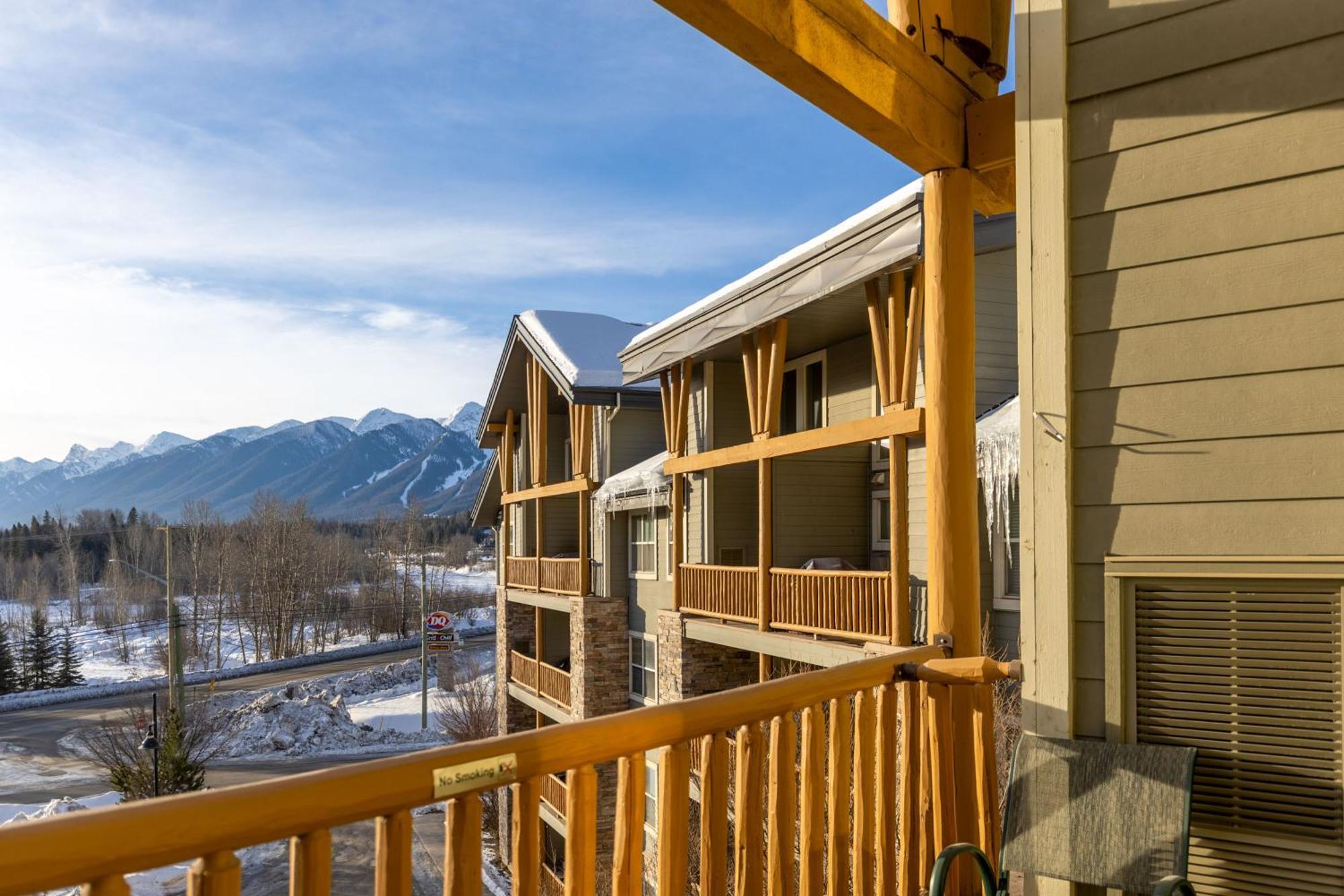 Silver Rock Condominiums By Fernie Central Reservations Exterior foto